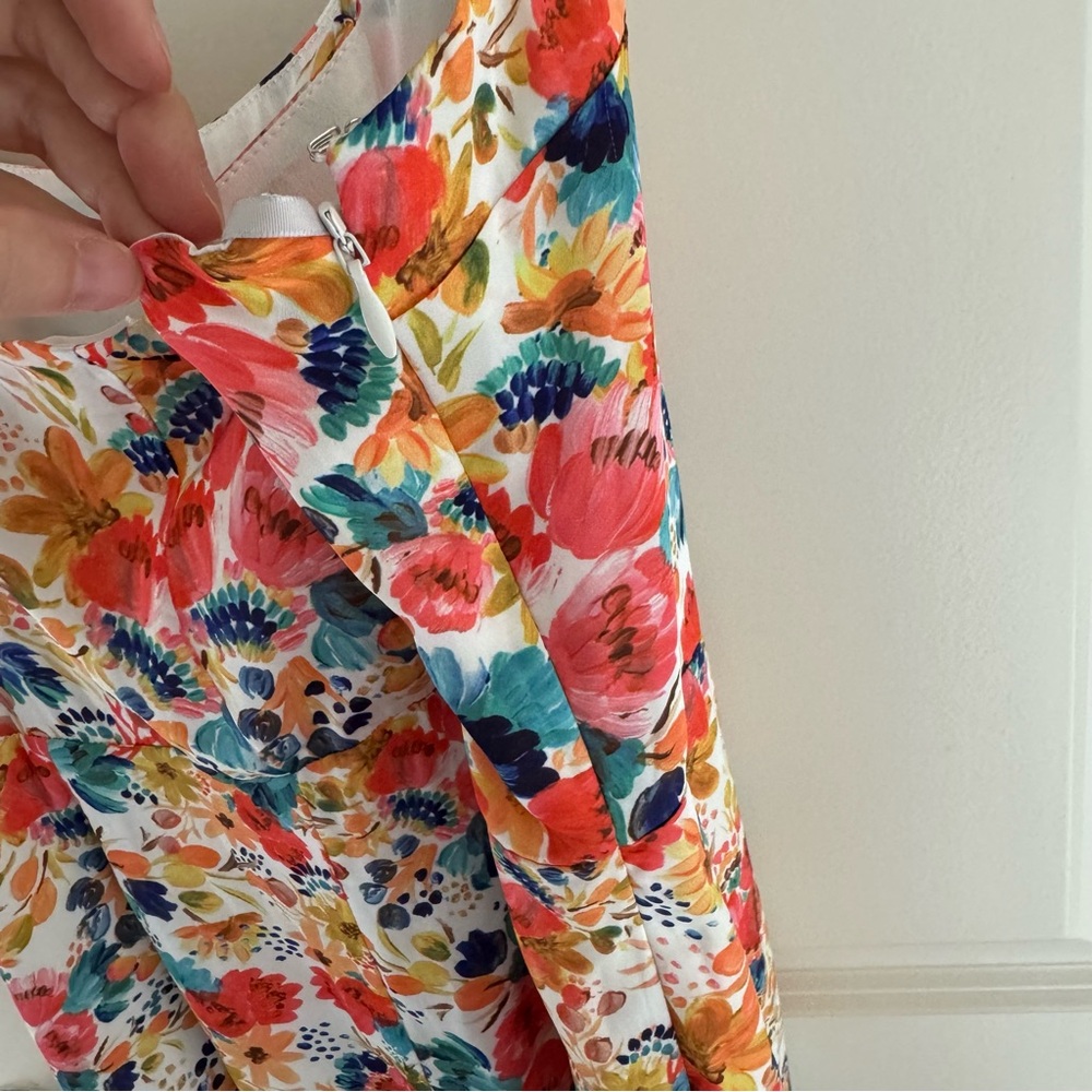NWT Lovers + Friends Deja Sleeveless Midi Dress Bouquet Floral | L - Picture 9 of 9